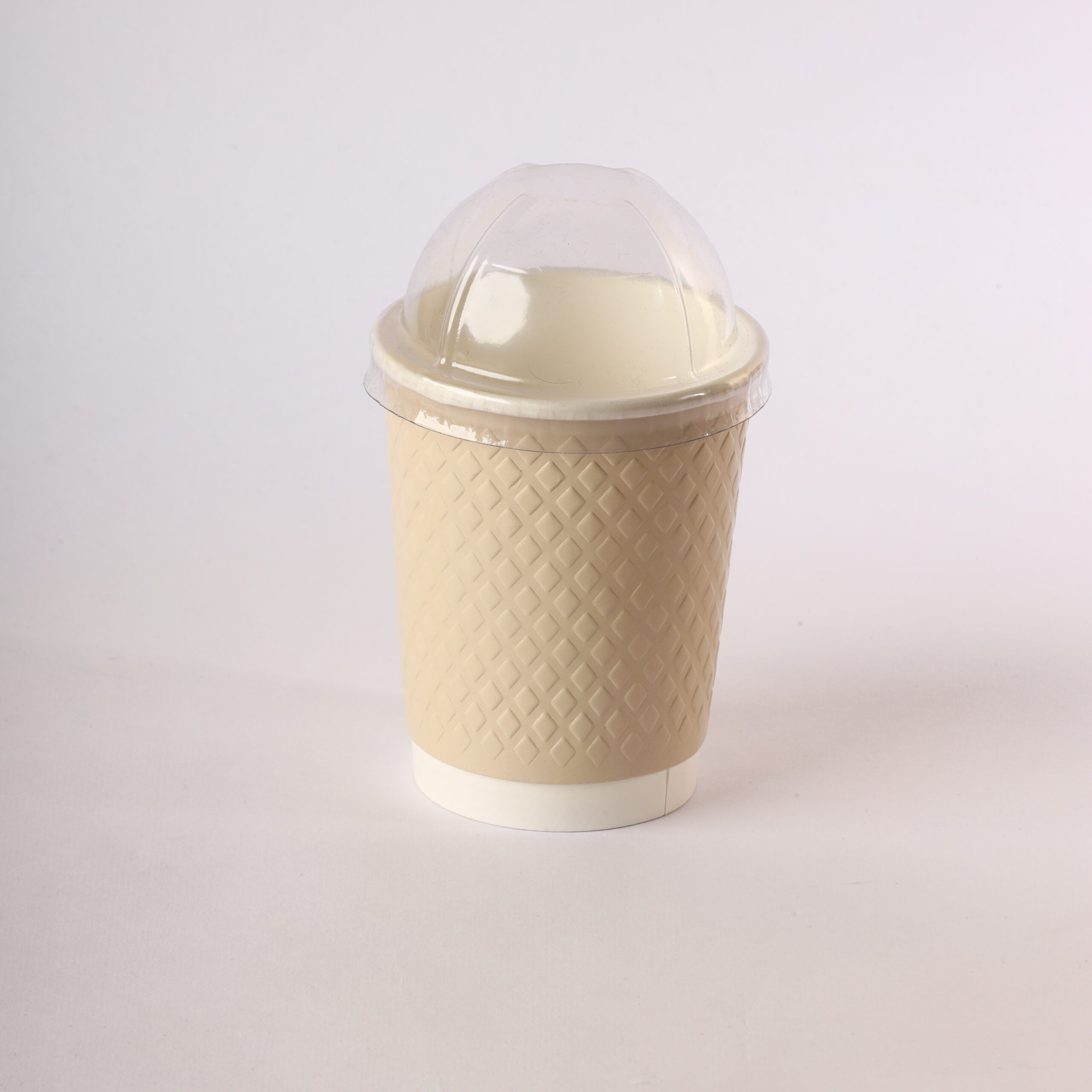 surieco-paper-cup-double-wall-300-ml-brwon-dome-plastic-lid-1