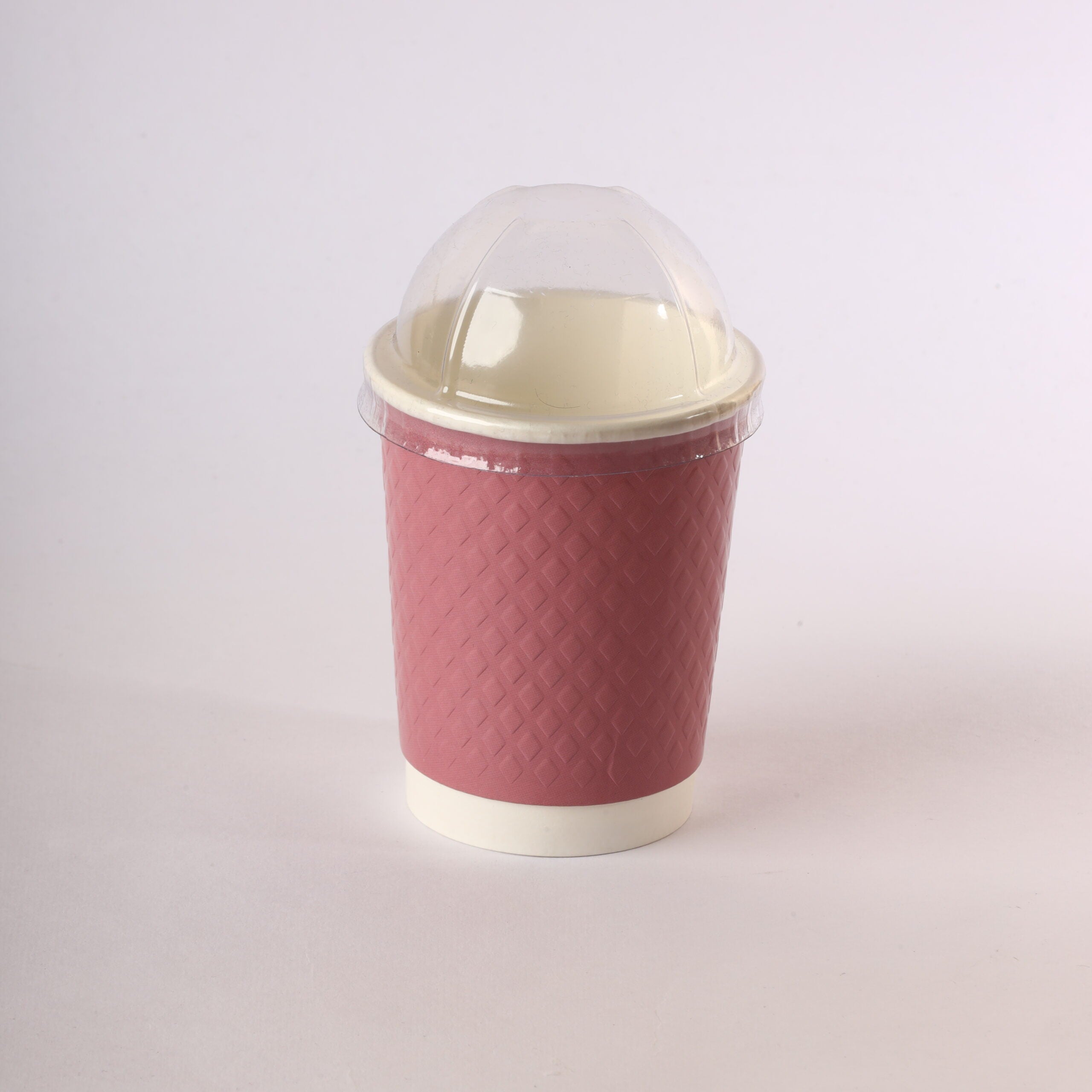 surieco-paper-cup-double-wall-300-ml-pink-dome-plastic-lid-1